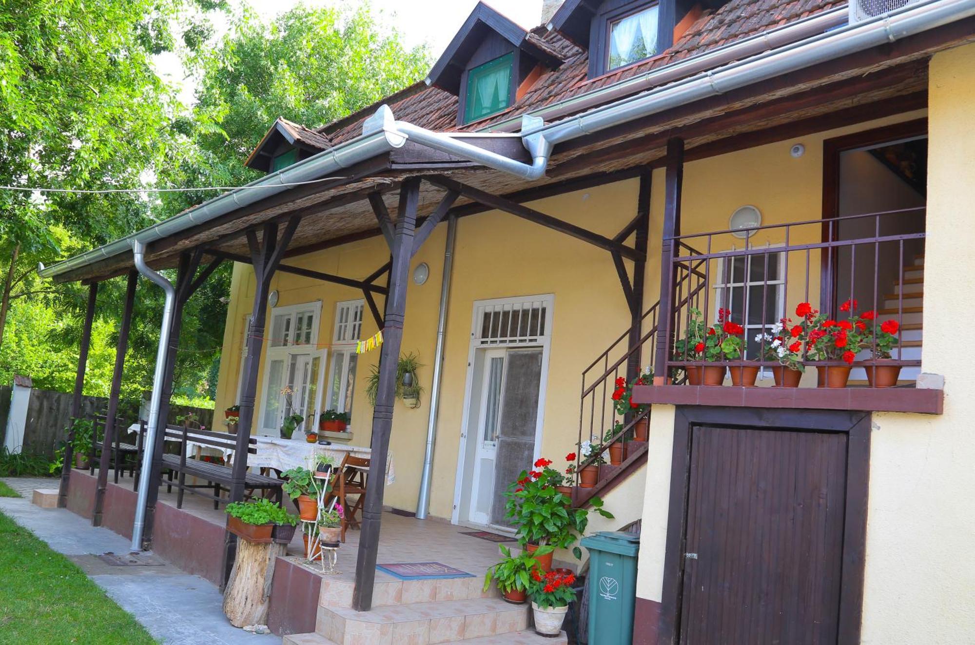 Villa Ricz Palić Exteriör bild