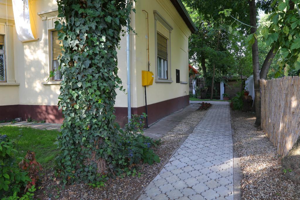 Villa Ricz Palić Exteriör bild