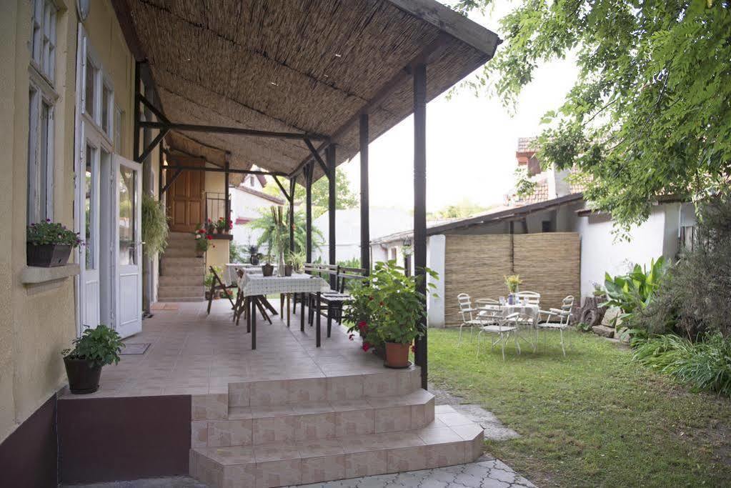 Villa Ricz Palić Exteriör bild